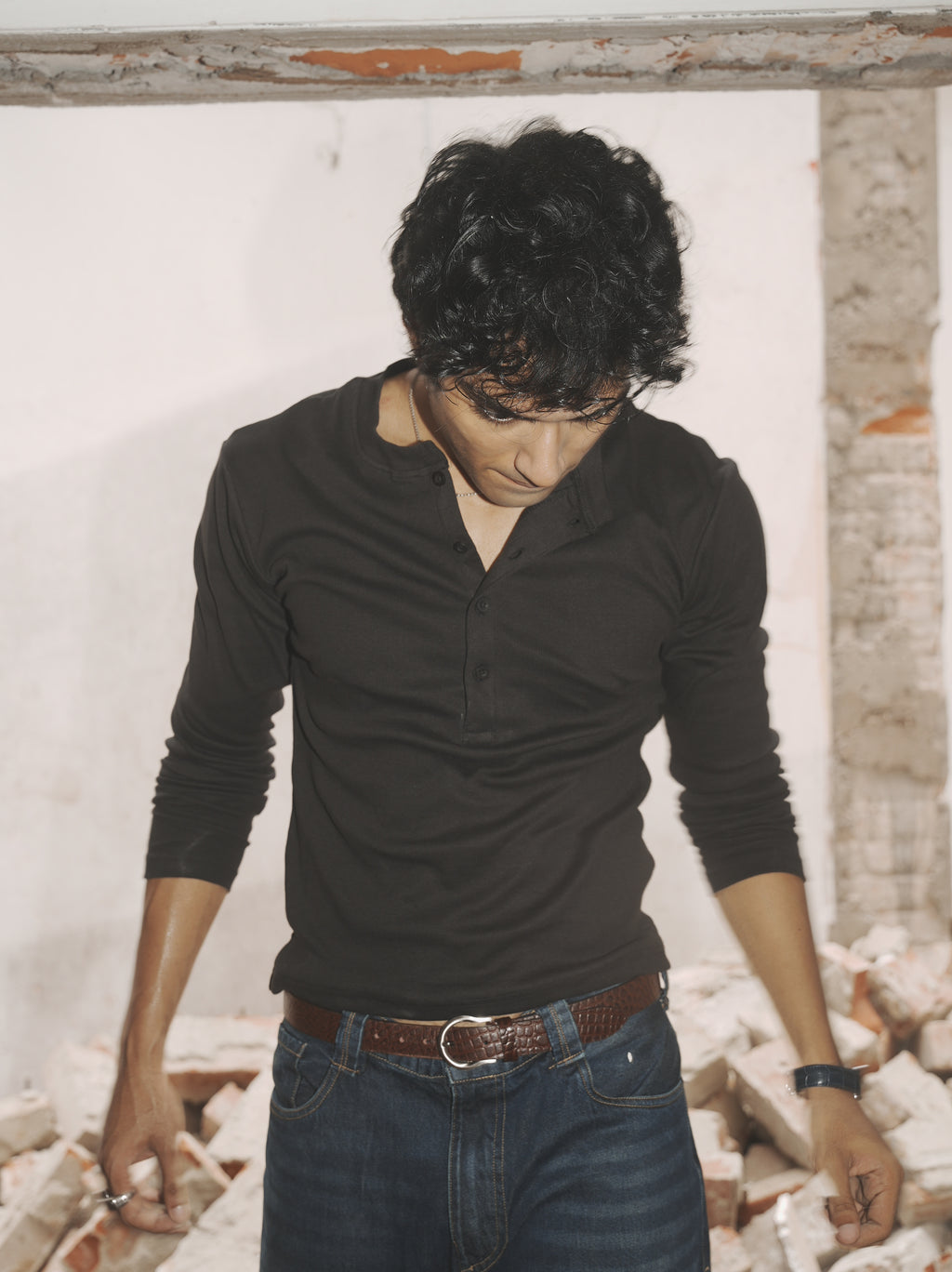 SHUI Signature Henley